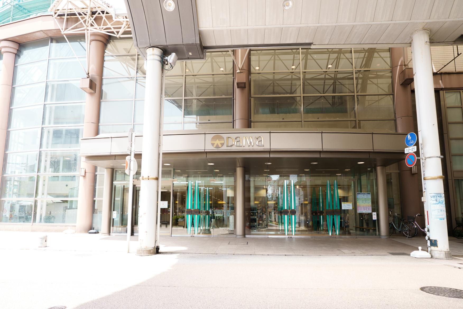 「高岡地域地場産業センター（ZIBA）」アクセス情報-0