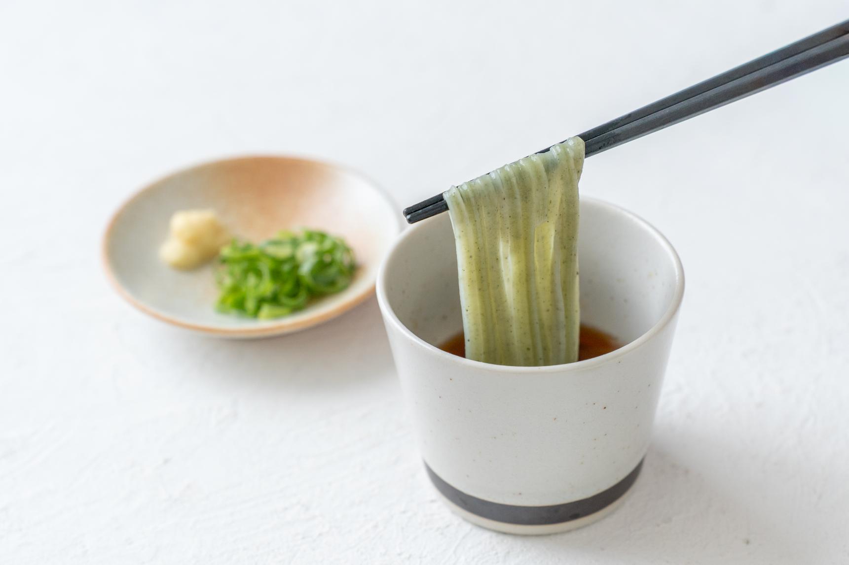 よもぎが香る「よもぎめん」-0