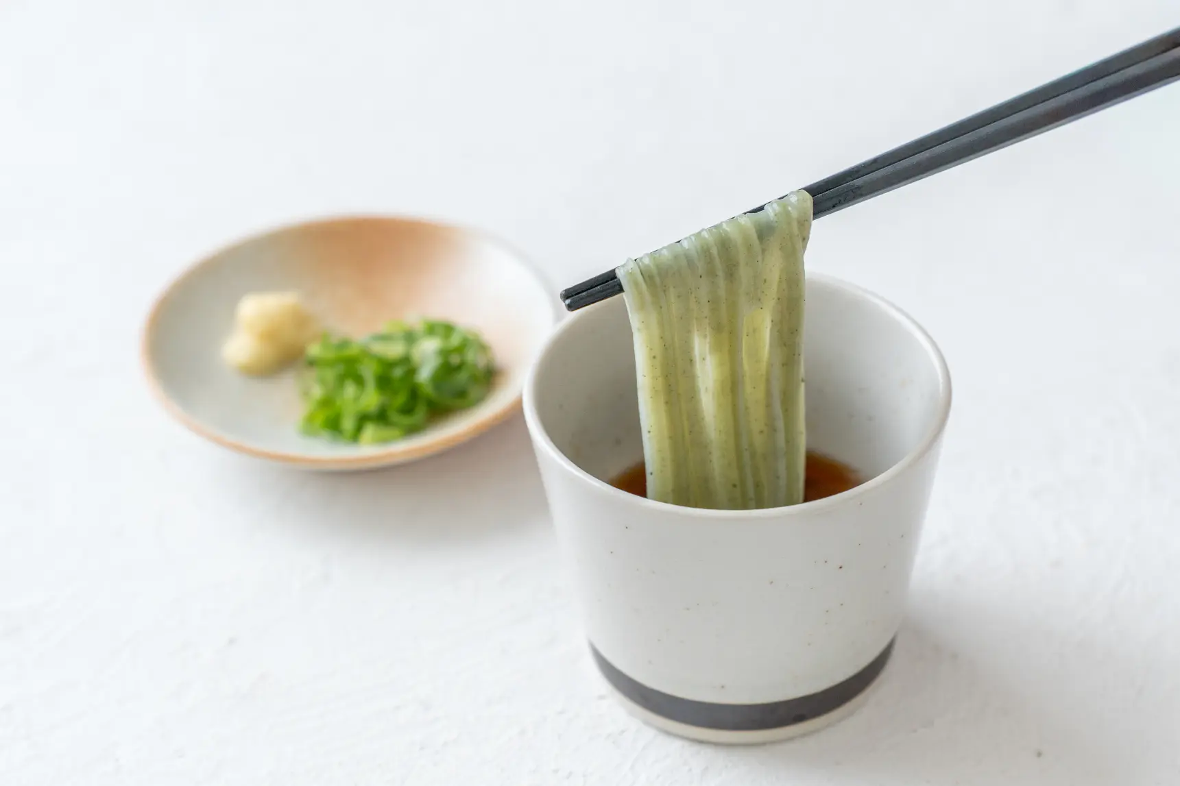 よもぎが香る「よもぎめん」-0