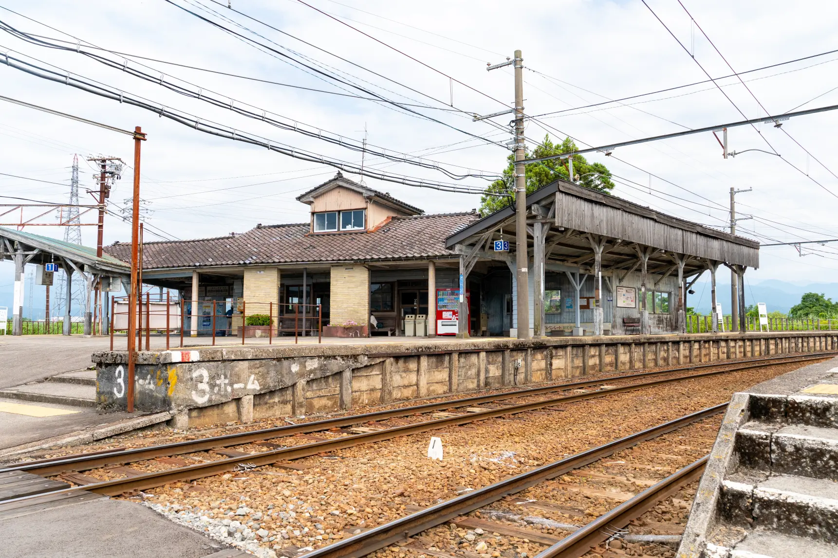 寺田駅（富山地方鉄道本線・富山地方鉄道立山線）-0