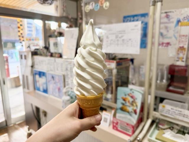② 島津福寿堂(しまづふくじゅどう)｜氷見で長く愛される、昔ながらのソフトクリーム-0