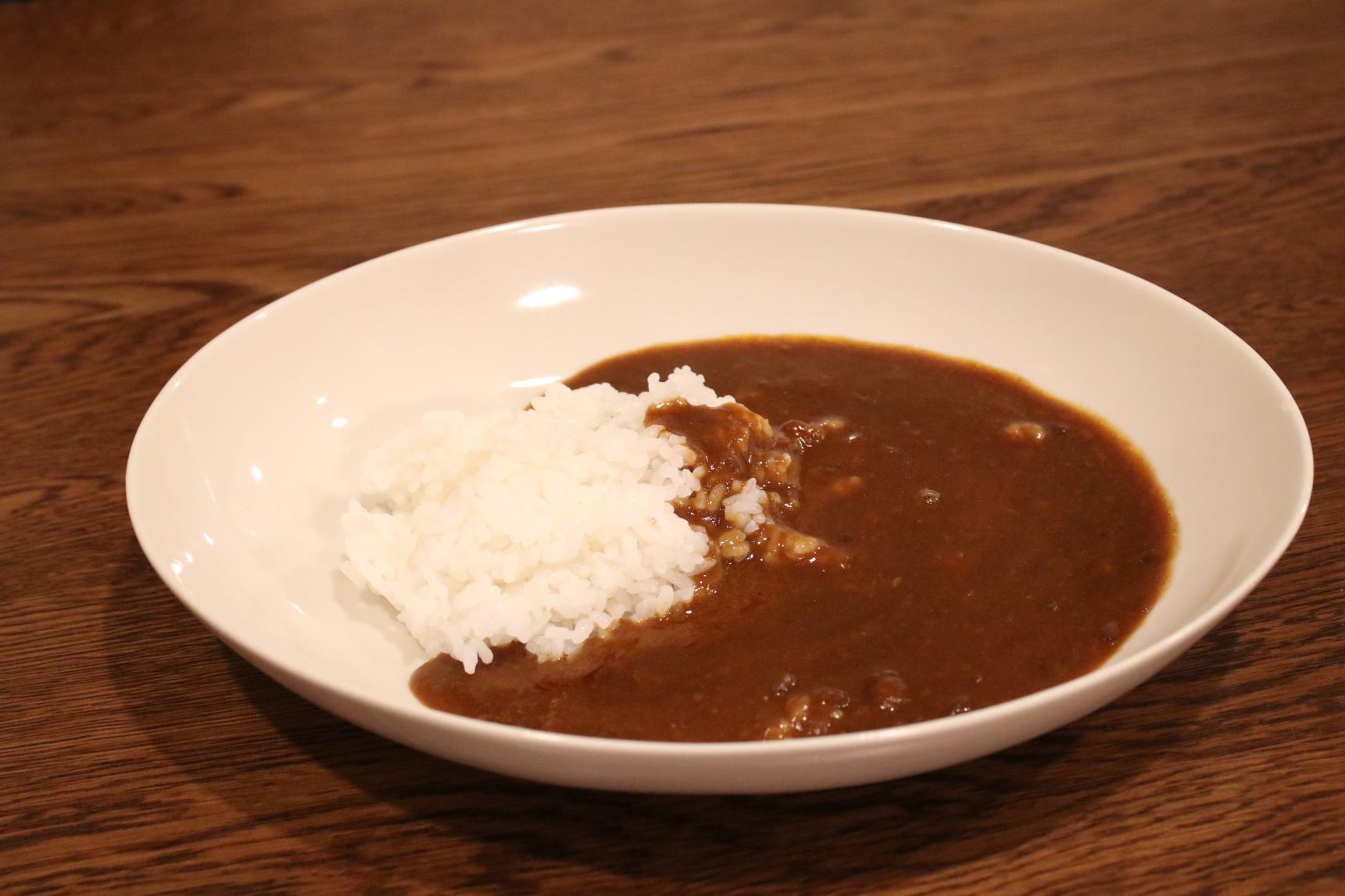 気軽に渡せる「氷見牛ビーフカレー」-1