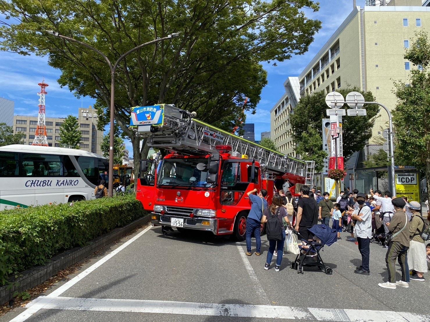 【はたらくクルマ】人気車両の乗車体験と記念撮影-0