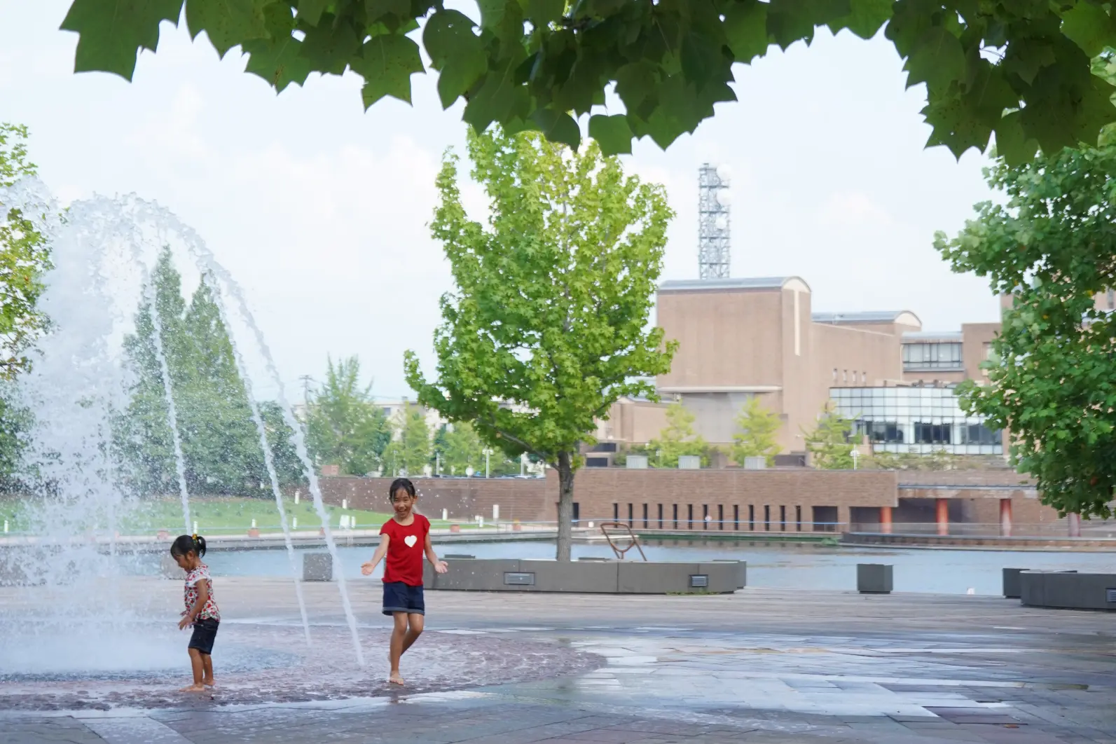 ５．景観が素敵な「富岩運河環水公園」！-0