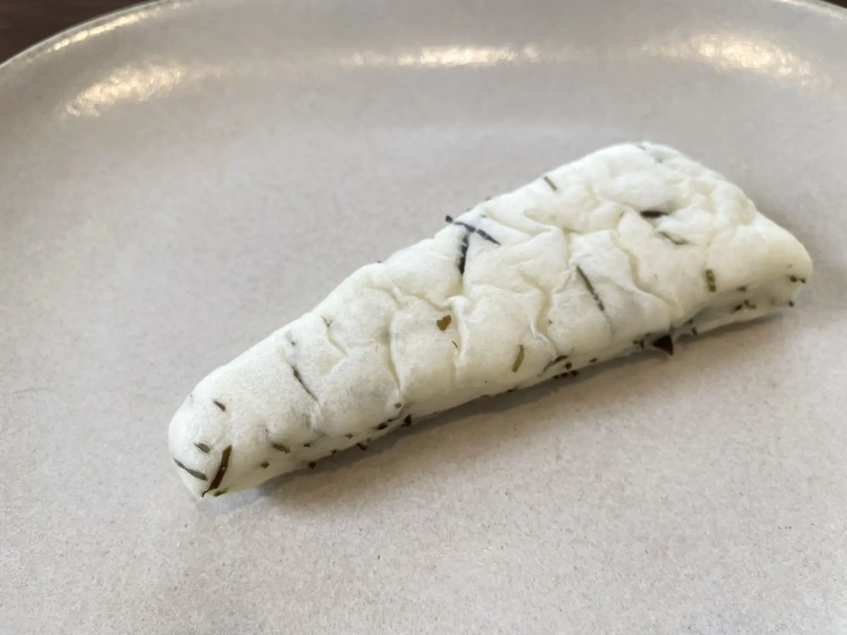 富山ならではのパン「こんぶパン」-1