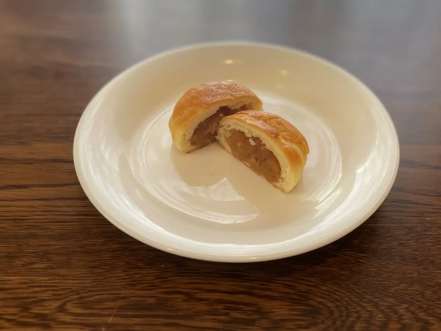 地元の材料を使った「加積りんごパイ」-3
