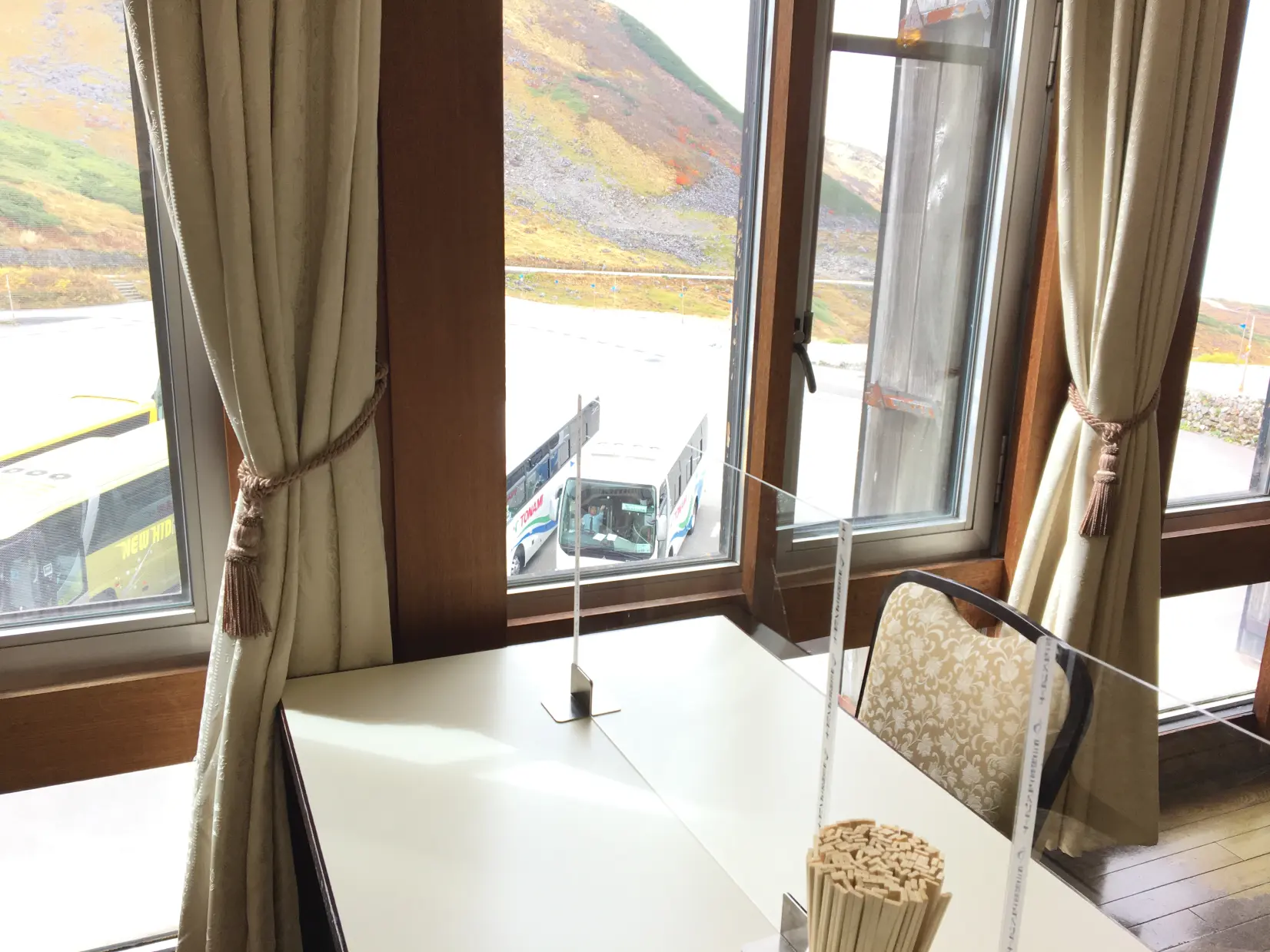 「ホテル立山」でひとやすみ-1