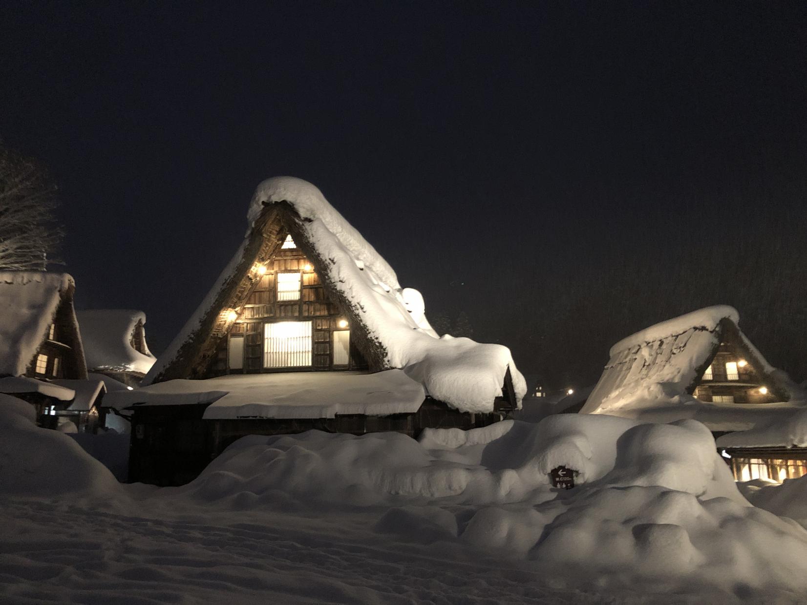 ２月ライトアップ『雪原に浮かぶ日本の原風景』-2