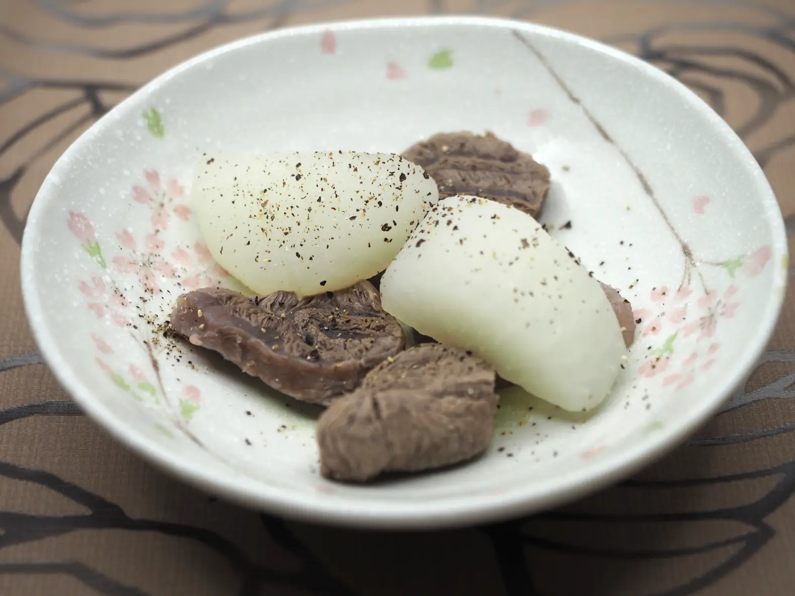 牛すね肉と大根の塩煮-0
