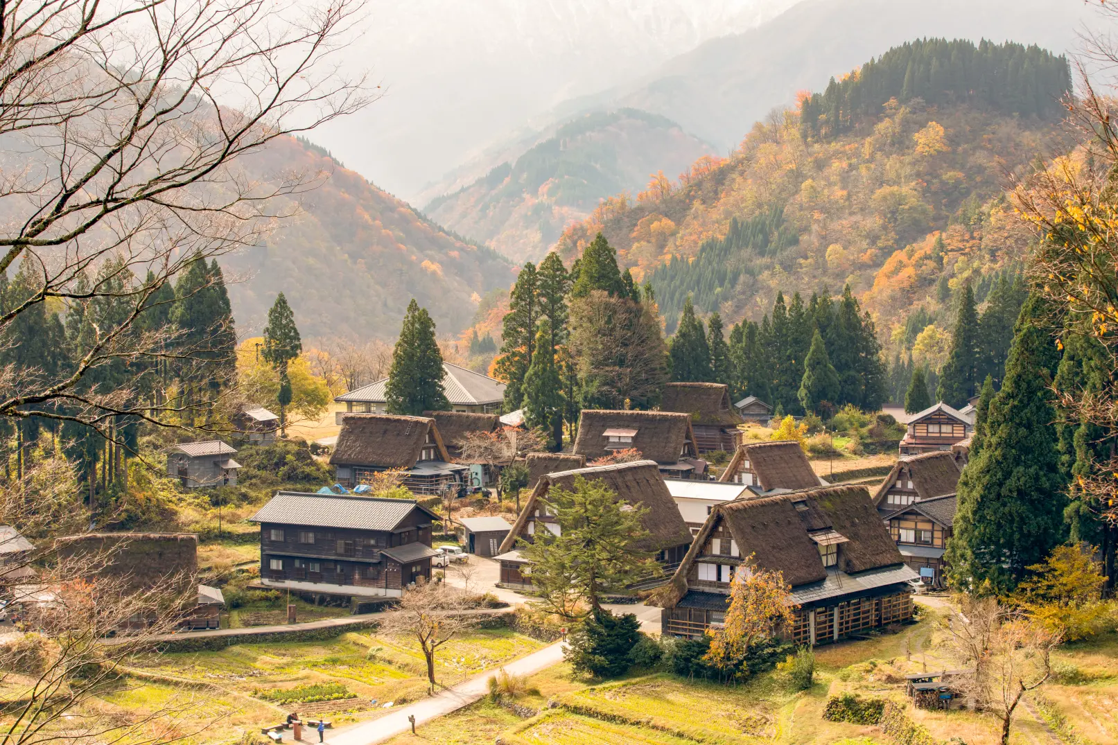 秋の風景①「五箇山合掌造り集落（南砺市）」-1