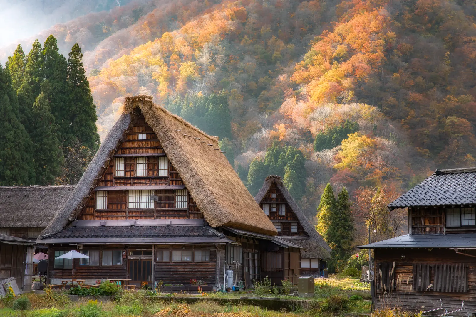 秋の風景①「五箇山合掌造り集落（南砺市）」-0