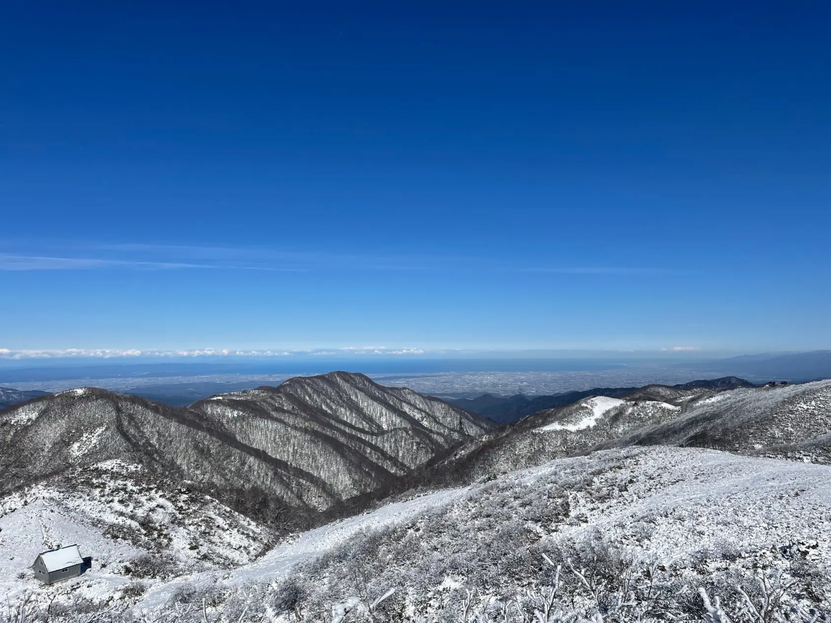 山頂周辺からの眺望-1