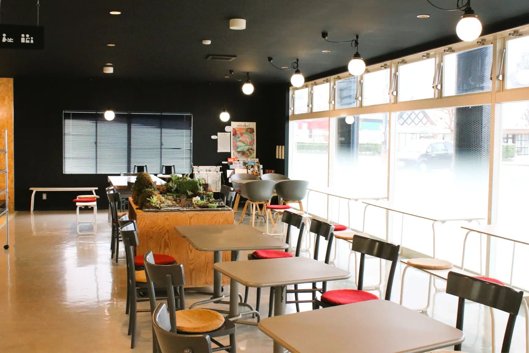 １．【道の駅庄川】の「コーヒーソフト」-1
