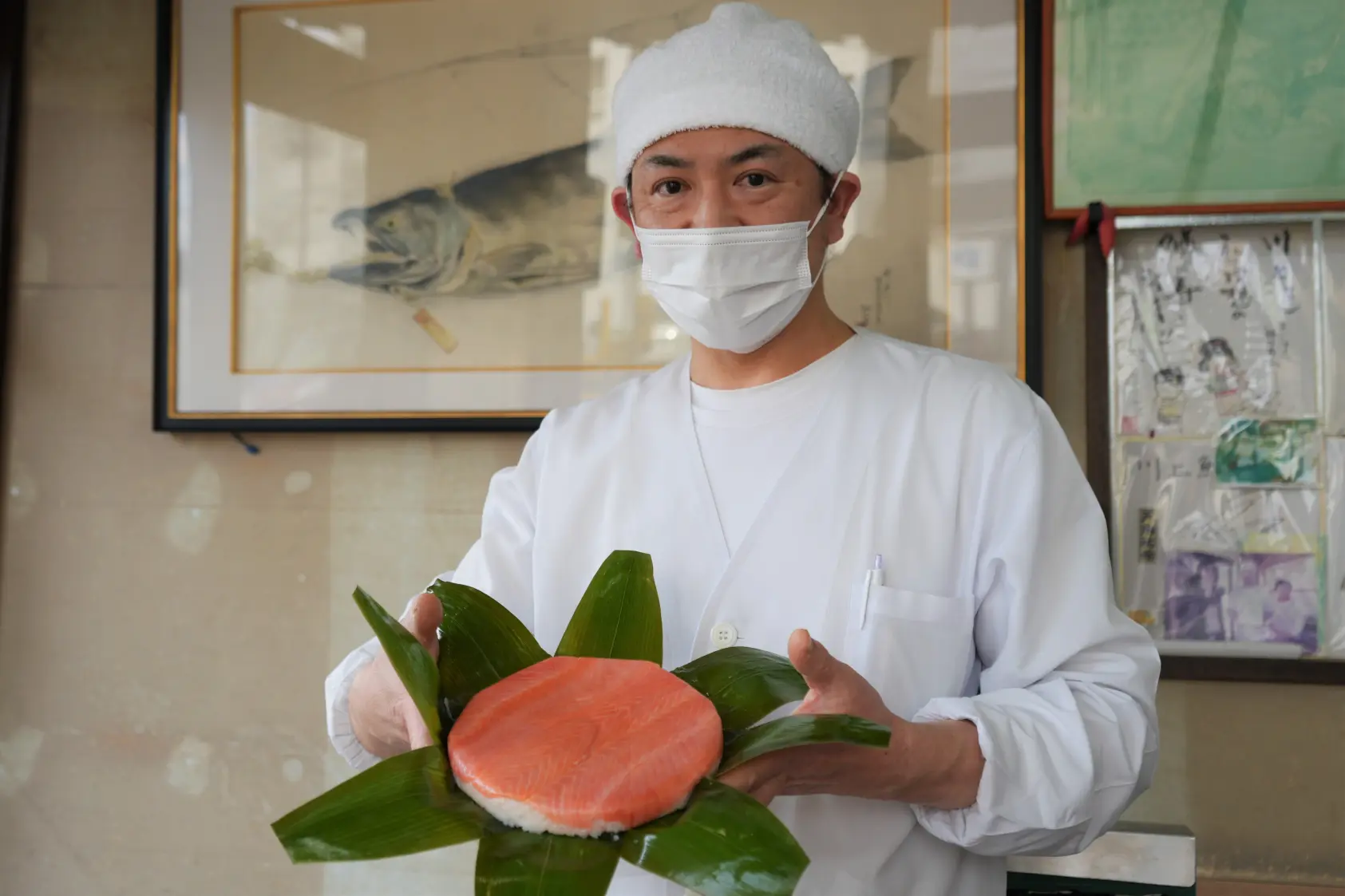 JR富山駅から徒歩10分！創業100年の味【川上鱒寿し店】-6