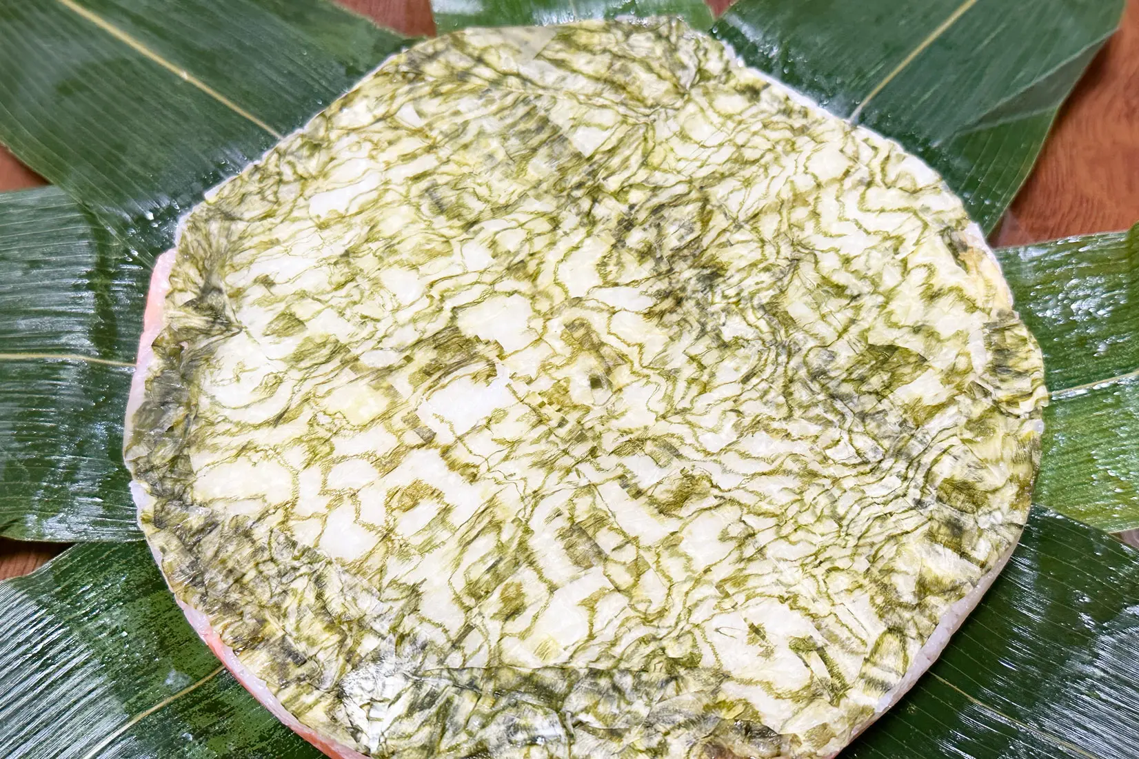 昆布づくしの昆布鱒寿し【吉田屋鱒寿し本舗】-1