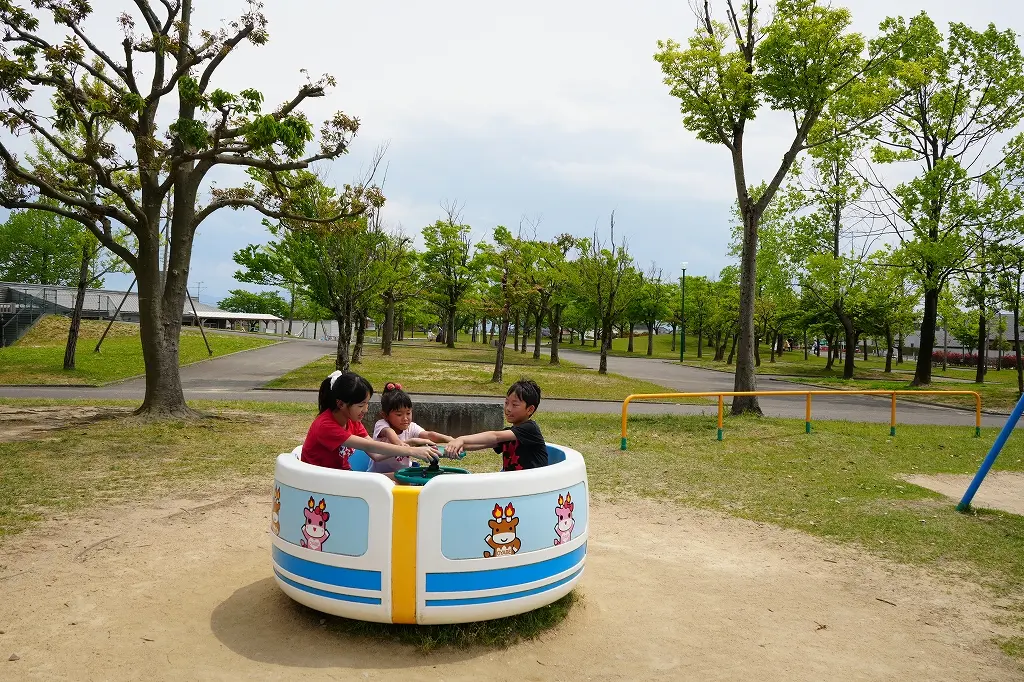 「宇川農産」から車で3分、「クロスランドおやべ」も大人気！-2
