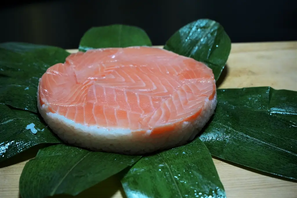 家族へのお土産は、「手作りのますのすし」！-1