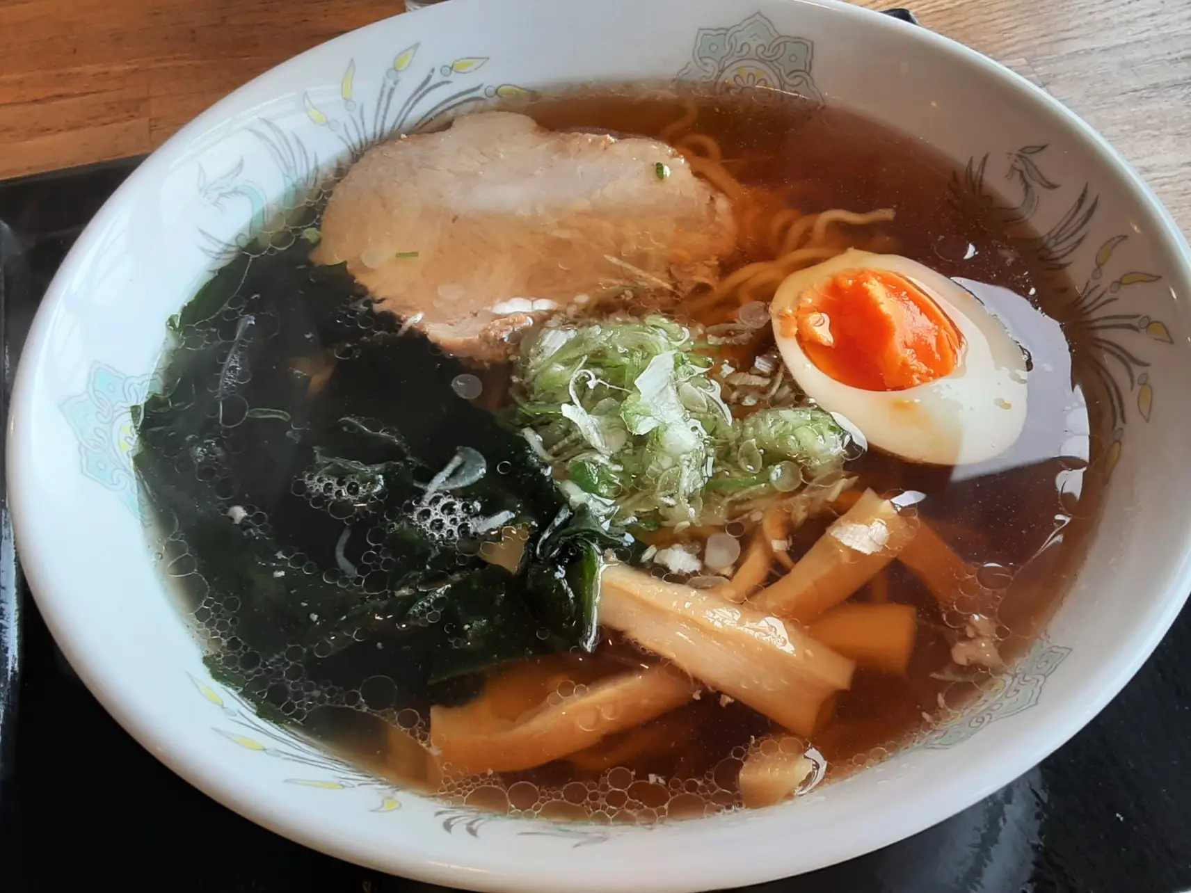 ランチは、地元の方々も通う「多古爺」（たこや）へ！-4