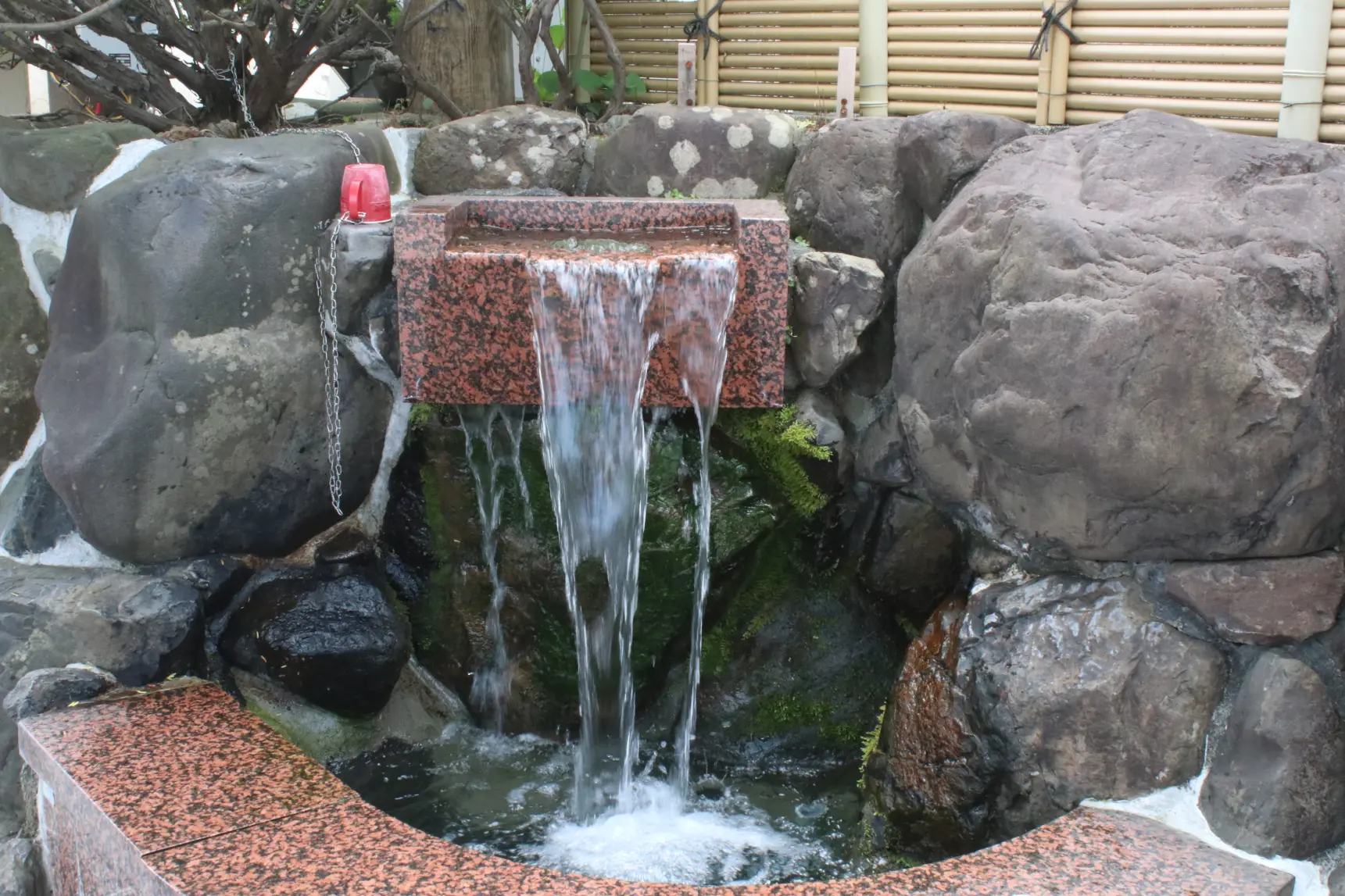 魚津のうまい水（魚津駅・新魚津駅）-1
