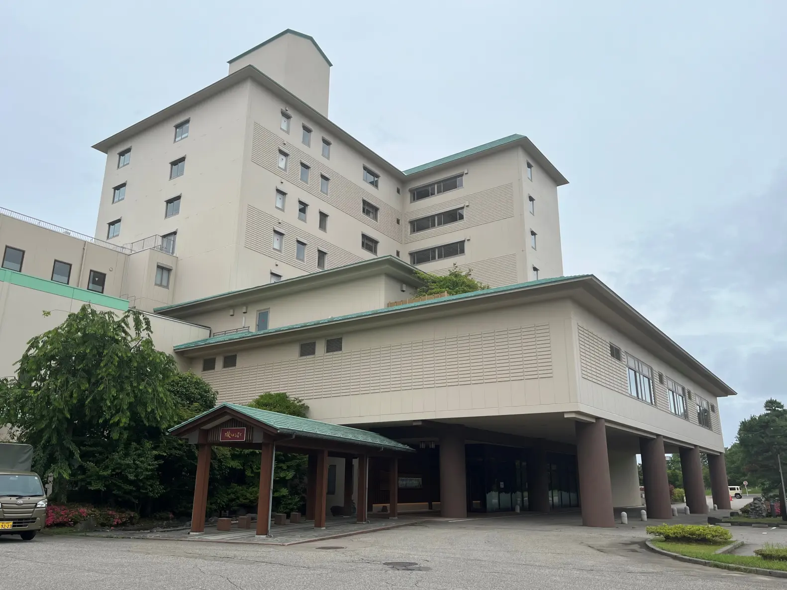 高岡・雨晴温泉「磯はなび」～眼下に広がる大パノラマ～-0