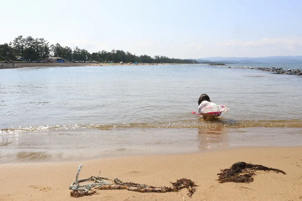 小さいお子さんは、海水浴に、砂浜で砂遊びも！-0