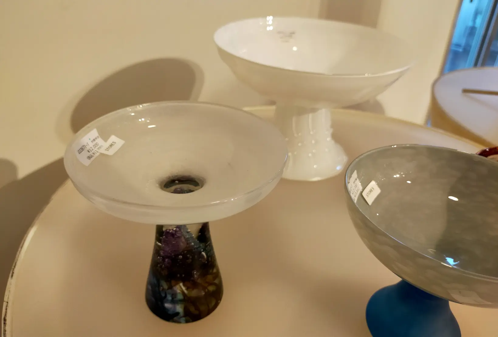 ガラス作家の技が光るガラスアートが楽しいショップ-0