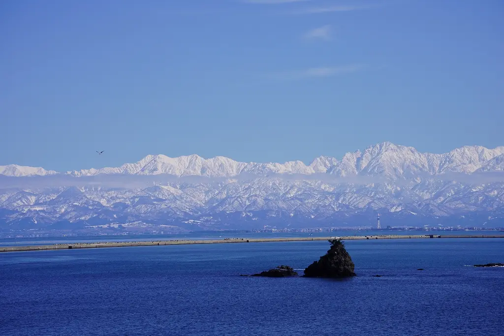 「富山湾鮨」を作り出す「富山湾」-1