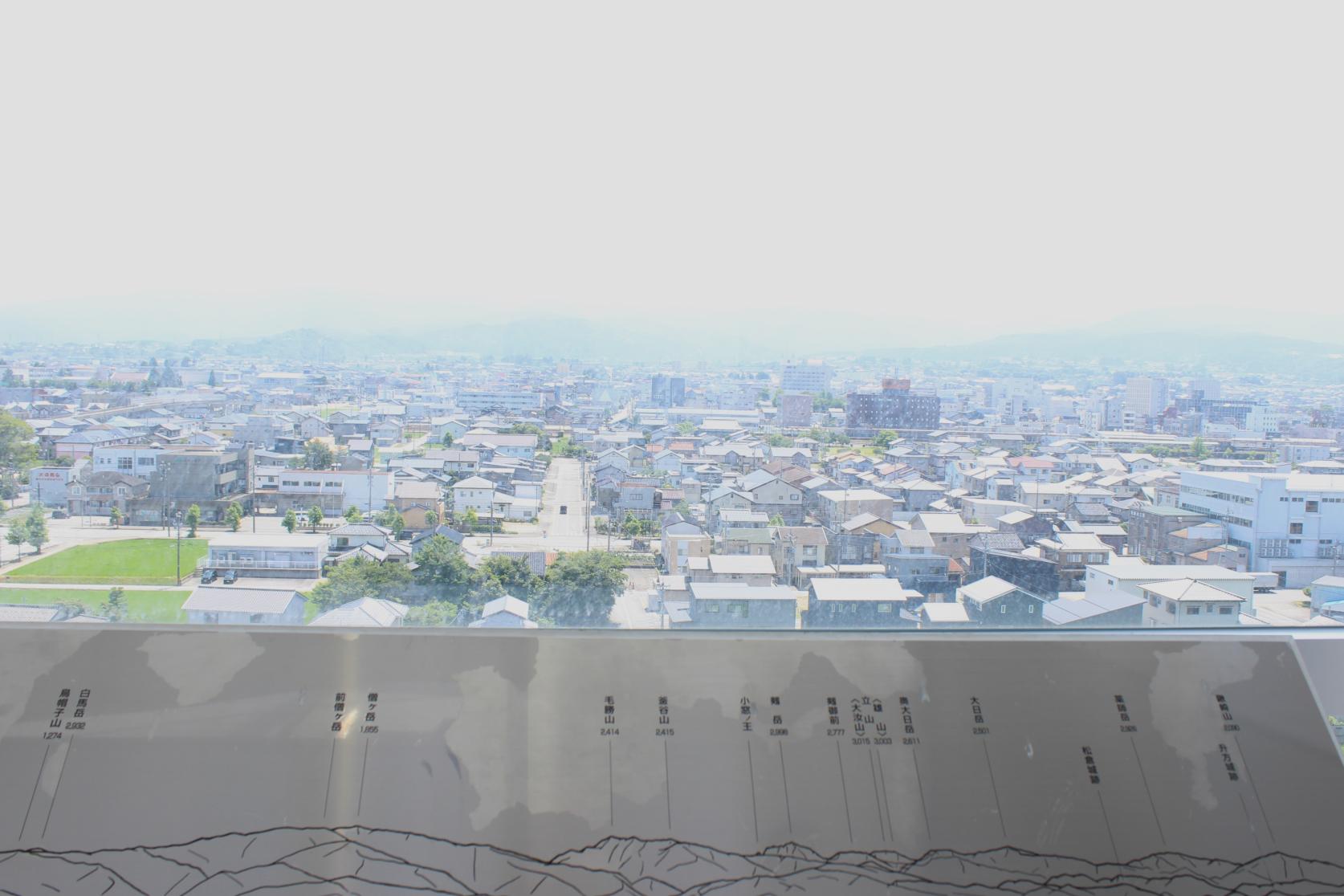 魚津市内を一望できる「ありそドーム」の展望塔へ-7