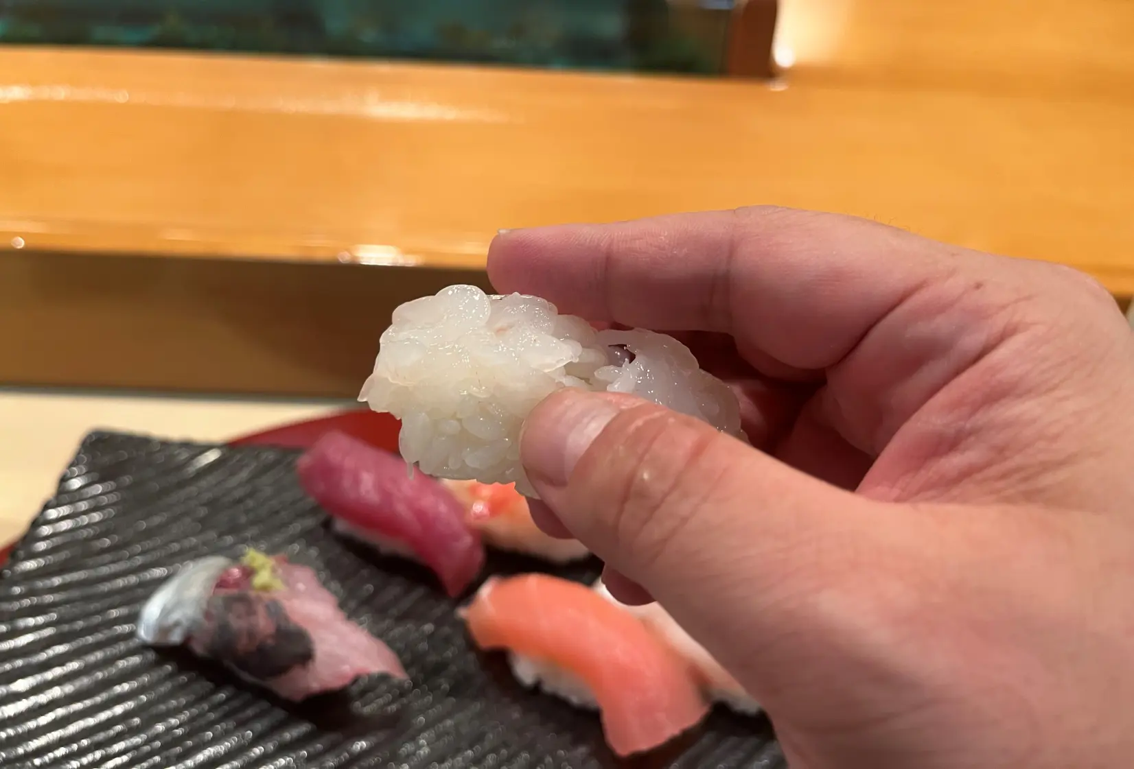 ネタとシャリがほどける白エビ-0