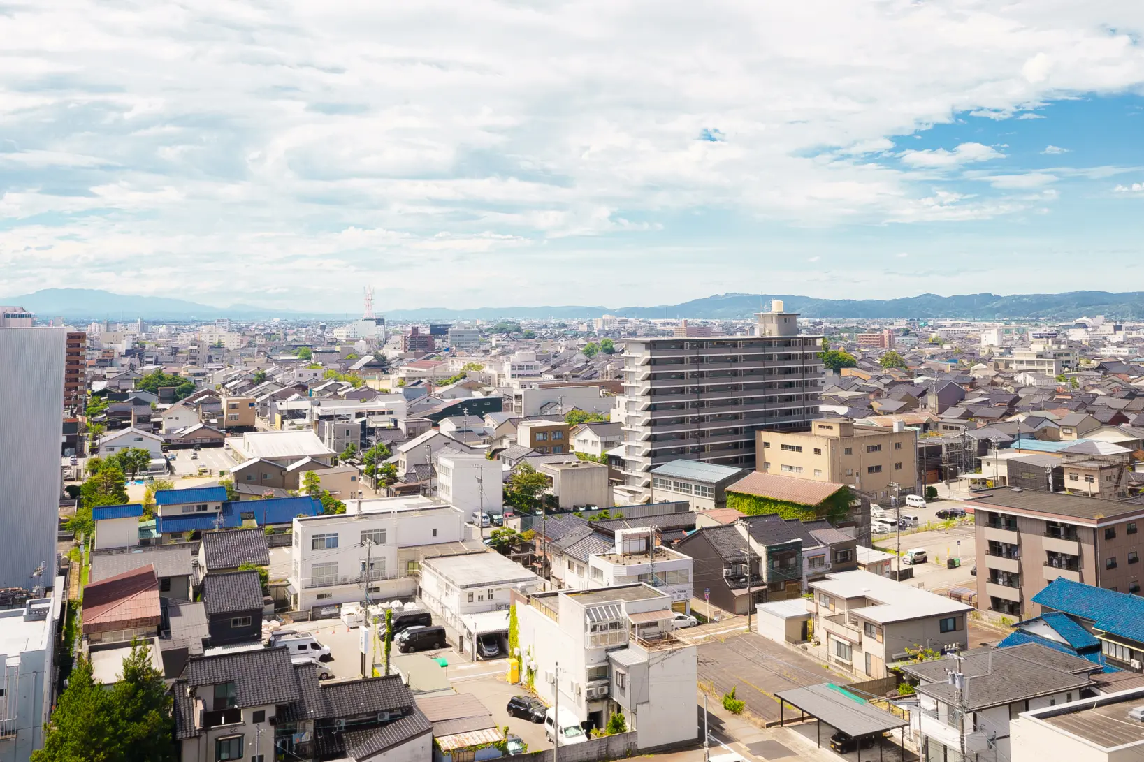街並みが一望できる展望レストラン-0