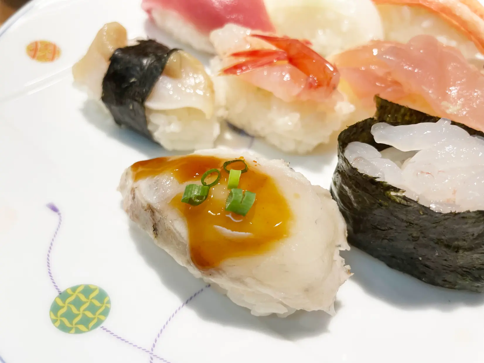 実はフグも獲れる富山-0