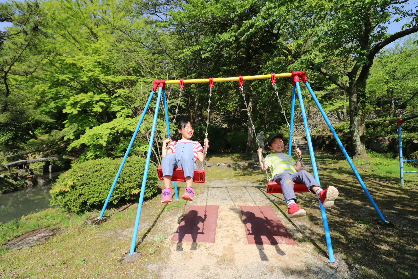 小さいお子さんが遊べる公園もあります！-2