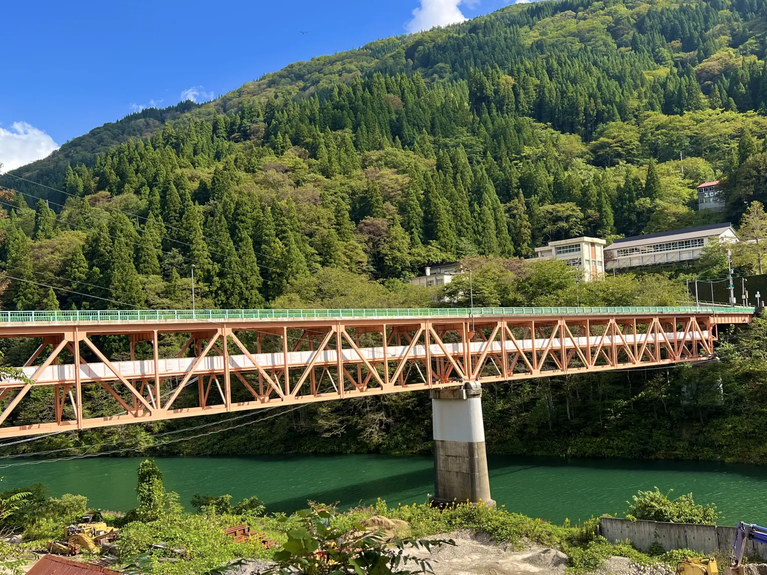 庄川峡（しょうがわきょう）：橋と山河が美しいドライブウェイ-2