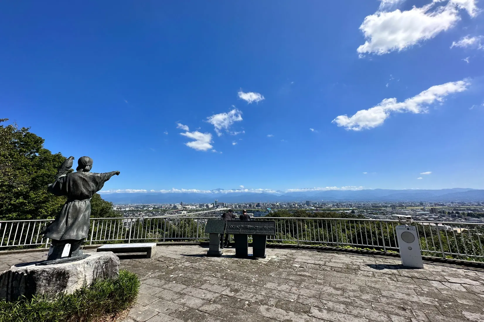 呉羽山公園 展望台-0