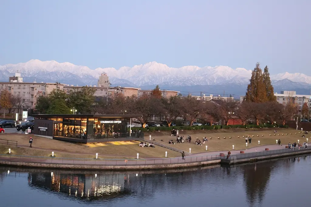 【スポット２】富岩運河環水公園-1