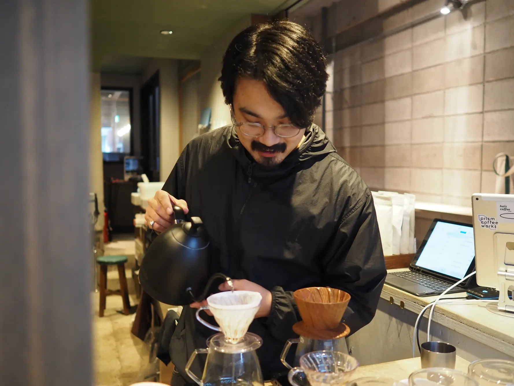 【haiz coffee】こだわりの一杯が楽しめるコーヒースポット-2