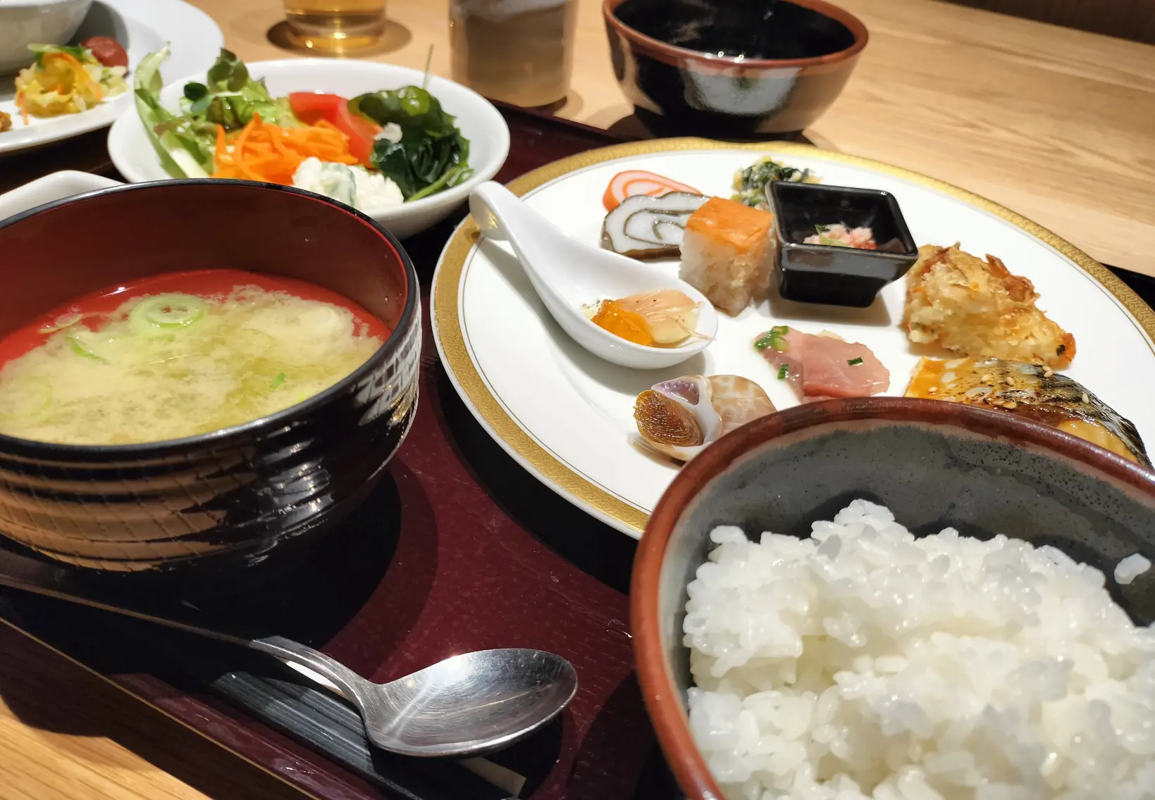 朝食は「富山の味覚」が楽しめるビュッフェスタイル-0