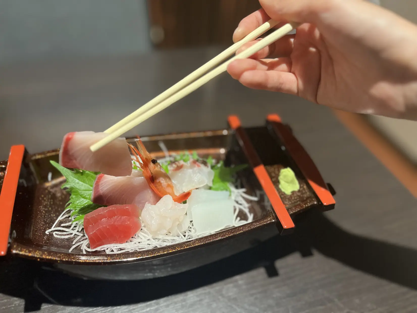 豪華な舟盛りと地酒付の夕食-0