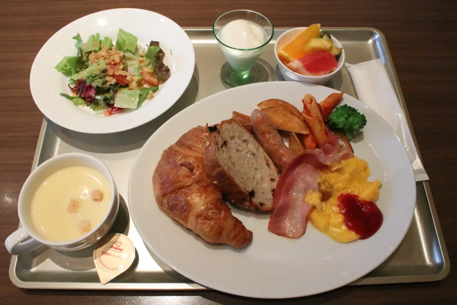 充実の朝食メニューに感激！-0