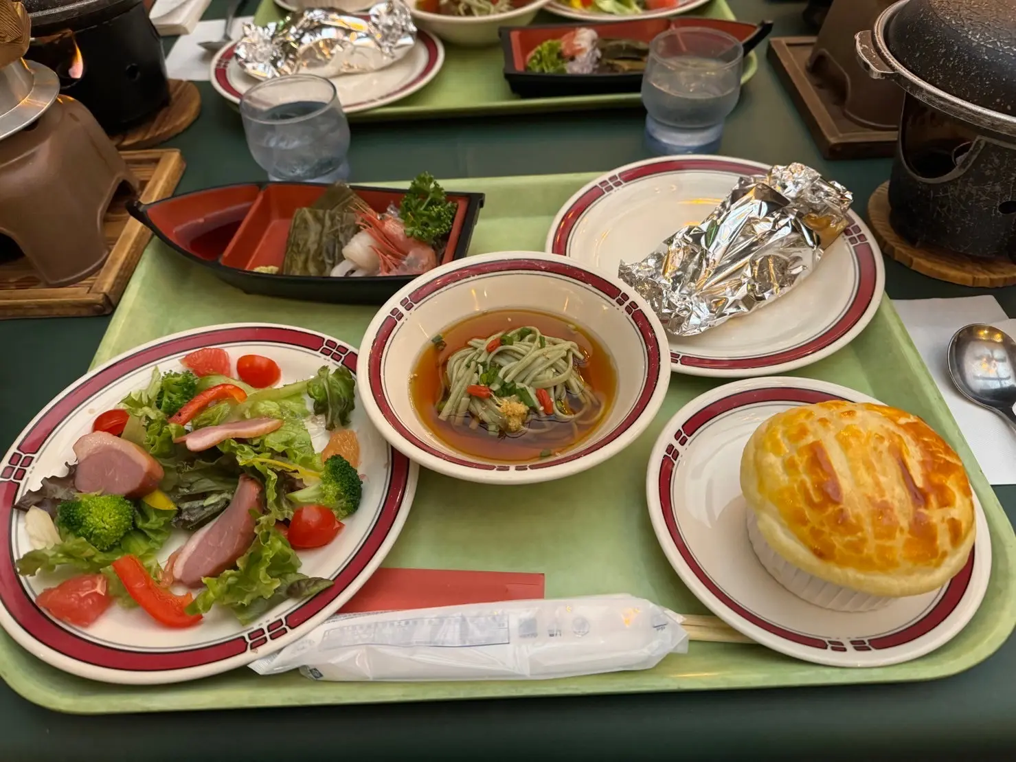 お待ちかねの夕食-0