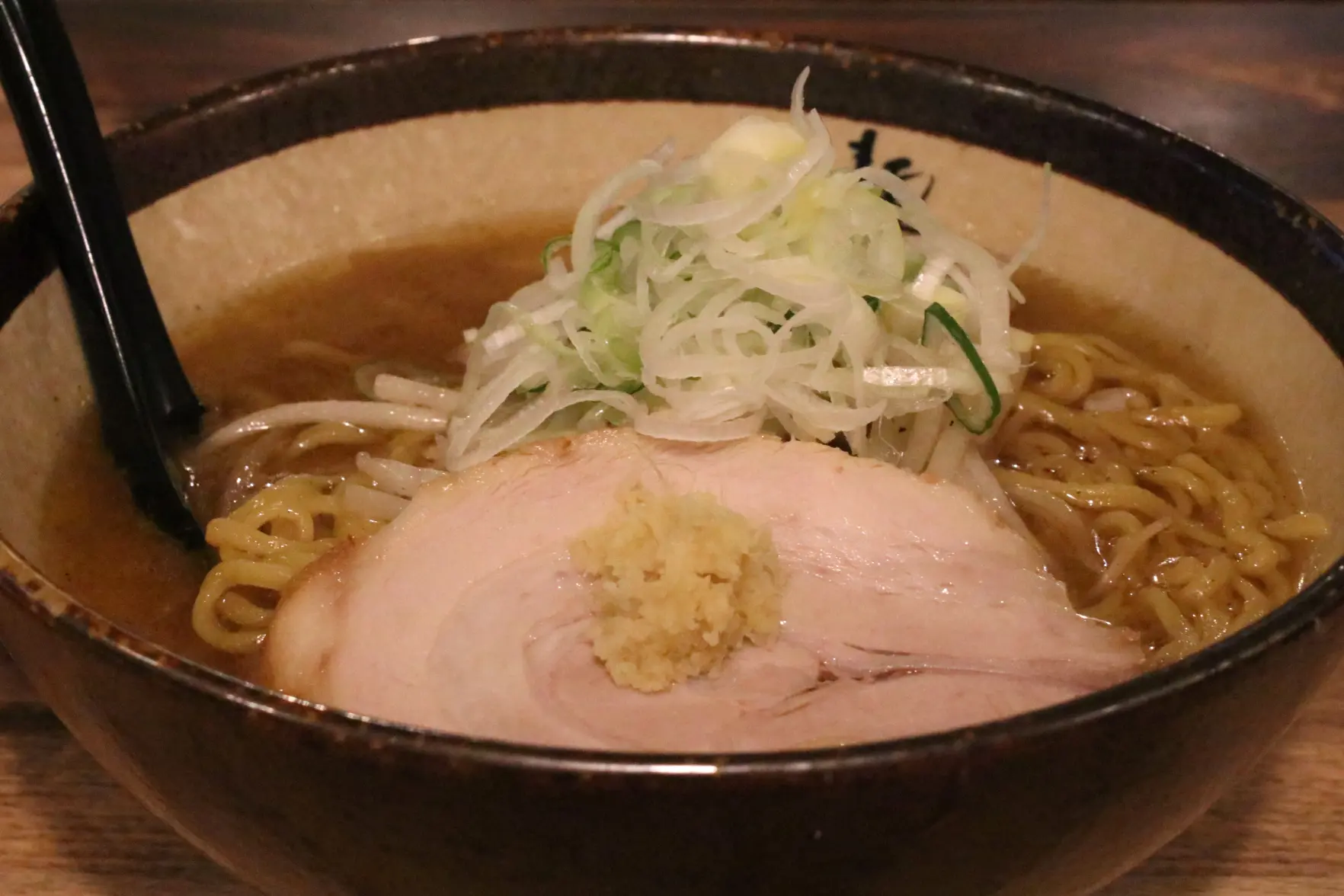 「麺屋つくし」舌をうならせる、極上の味噌ラーメンが味わえる【富山市】-0