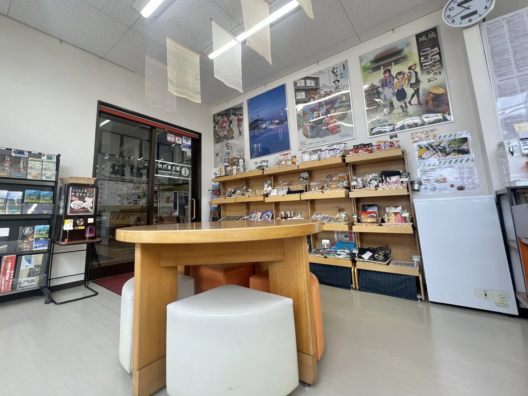 城端駅：南砺市観光の中心地-3