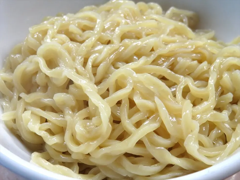 「無添加ラーメンの万里」無添加スープに手打ち麺！濃厚醤油ラーメン【富山市】-4