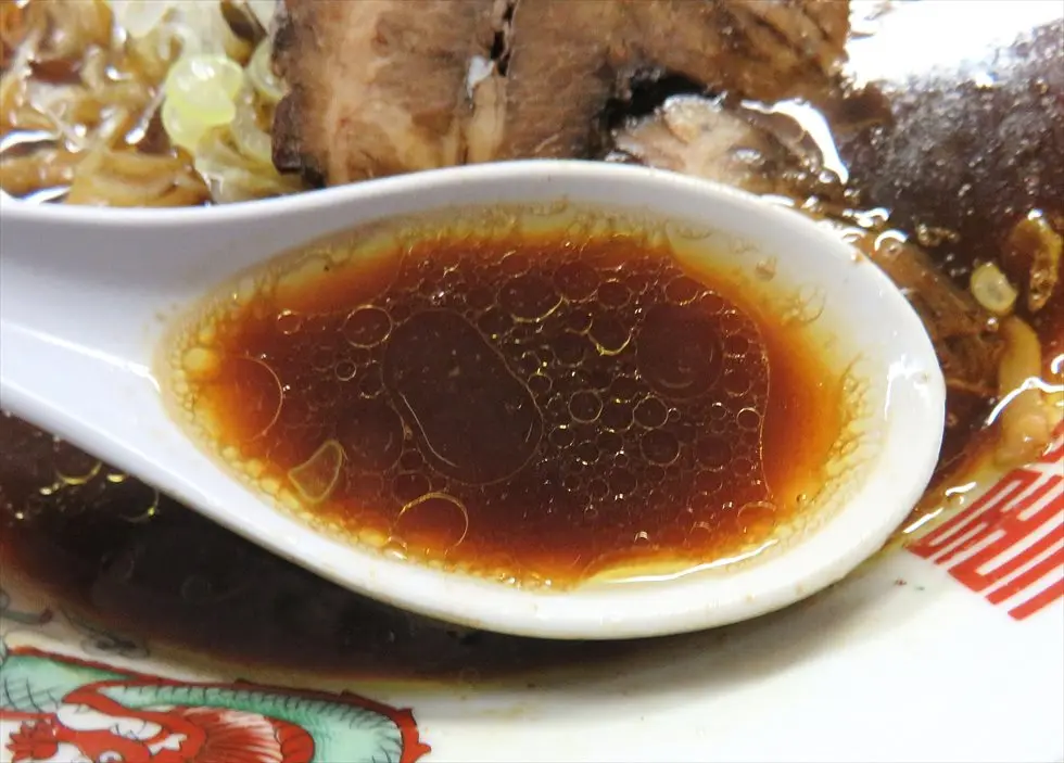 「無添加ラーメンの万里」無添加スープに手打ち麺！濃厚醤油ラーメン【富山市】-2