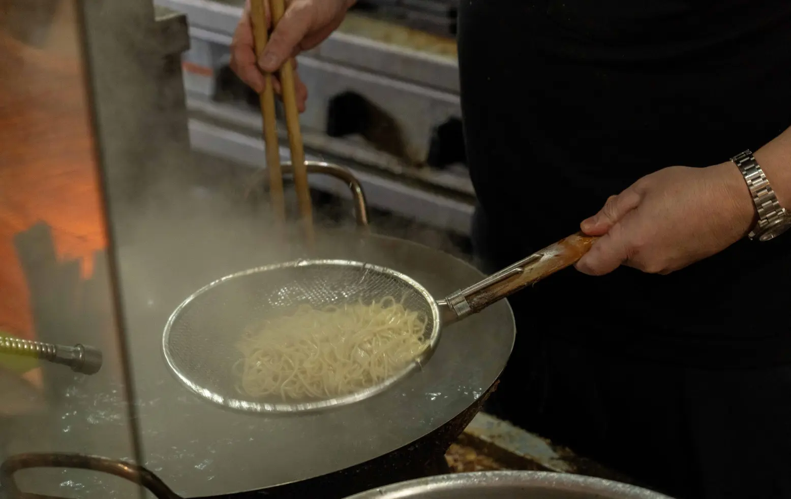 「貪瞋痴」行列が絶えない絶品煮干しラーメン【氷見市】-2