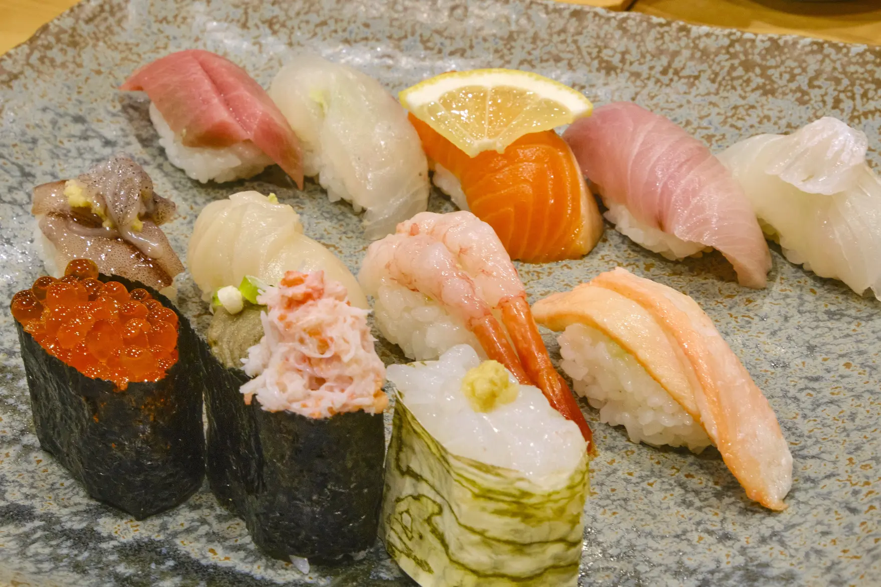 湊寿しでおいしいお寿司に舌鼓-1