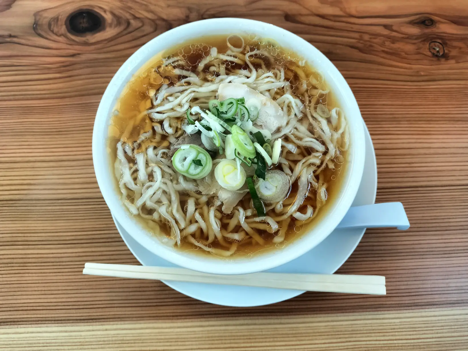 大岩に新風！手打ち平麺の中華そばに舌鼓「あざみ」-0