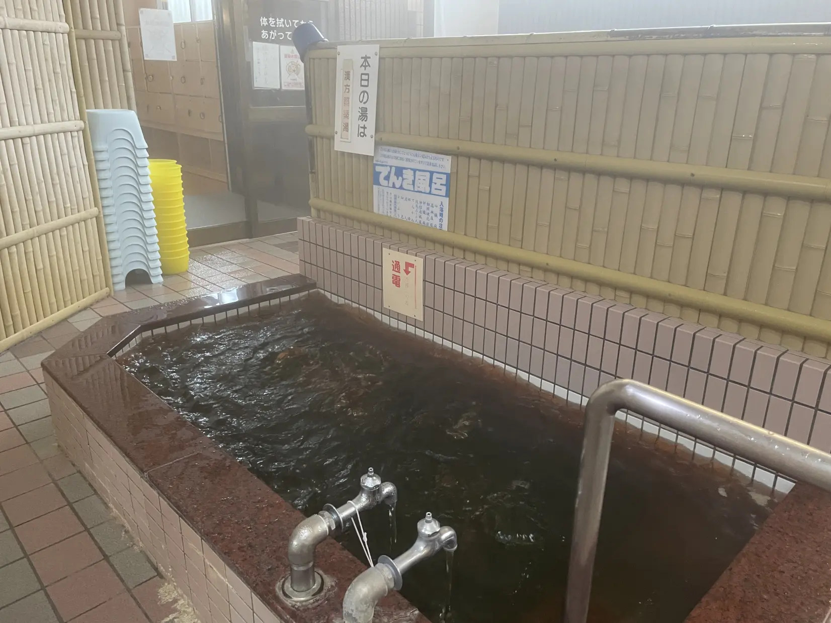 「南の湯」には、露天風呂が！-5