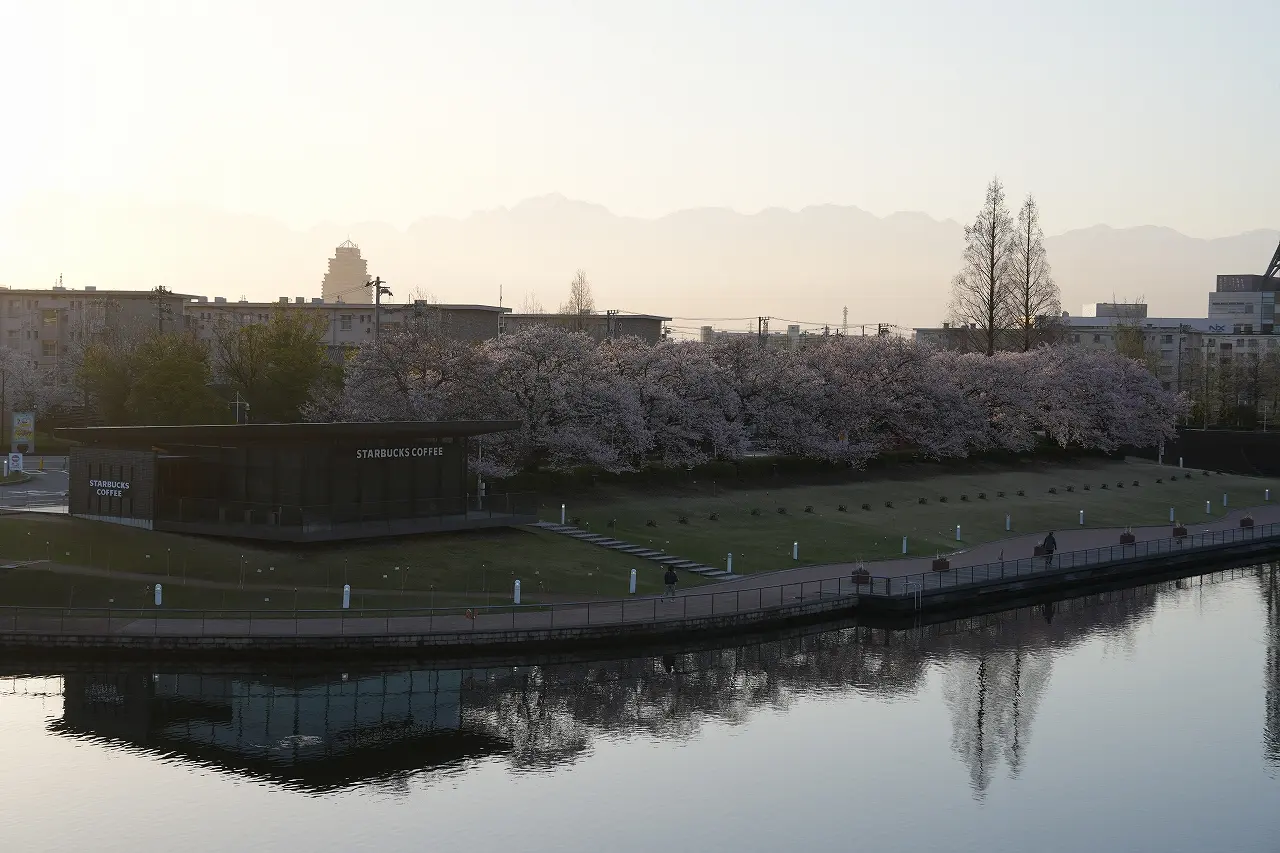 いつ訪れても美しい「富岩運河環水公園」-2