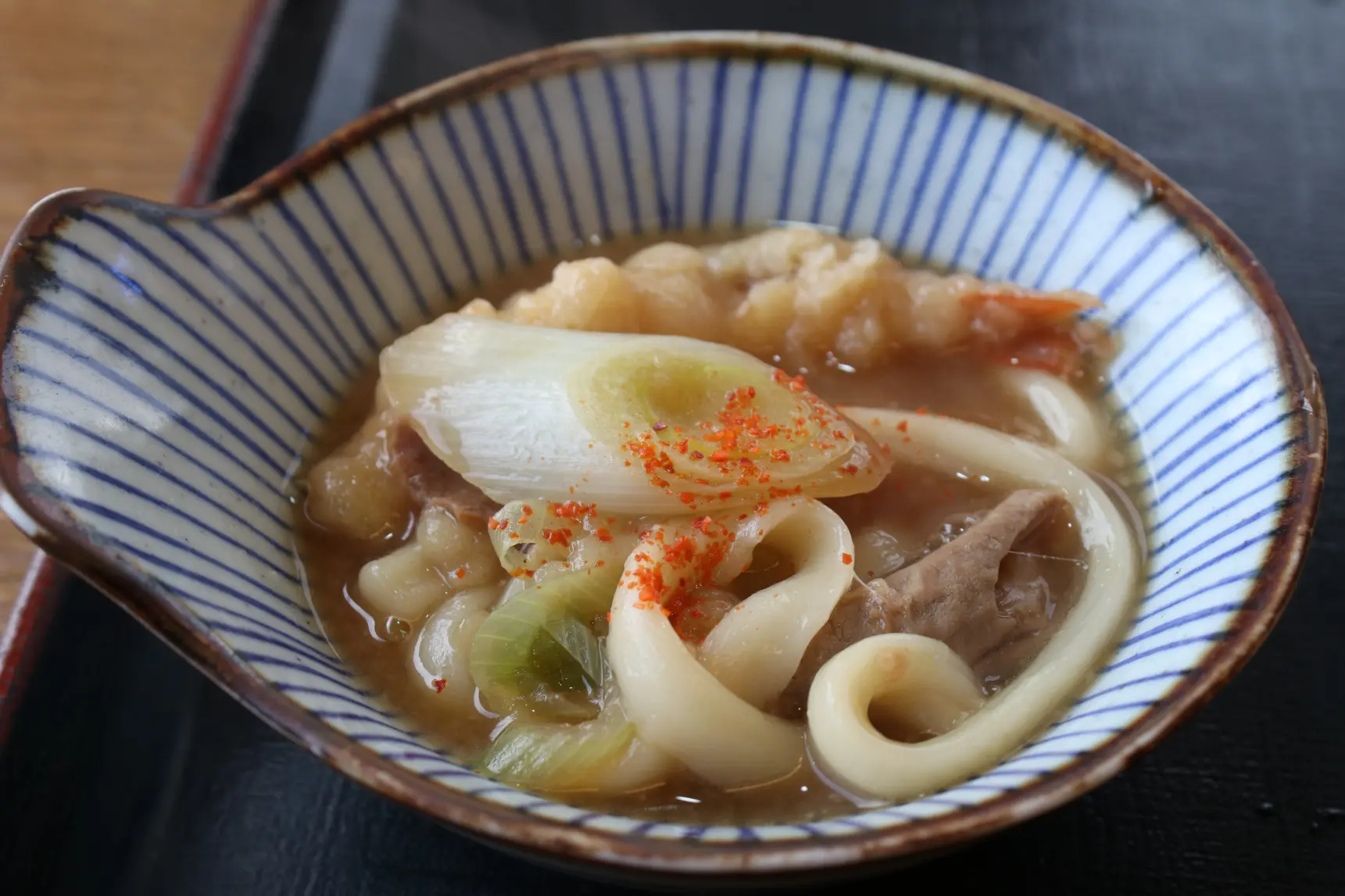 「手延うどん田舎」氷見のうどんを使用！極上もつ煮込みうどん【小矢部市】-4